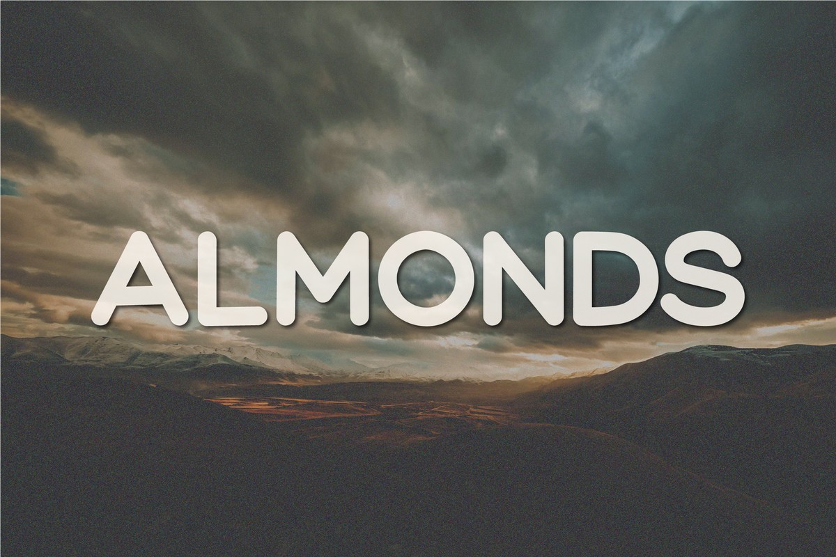 Almonds Font preview