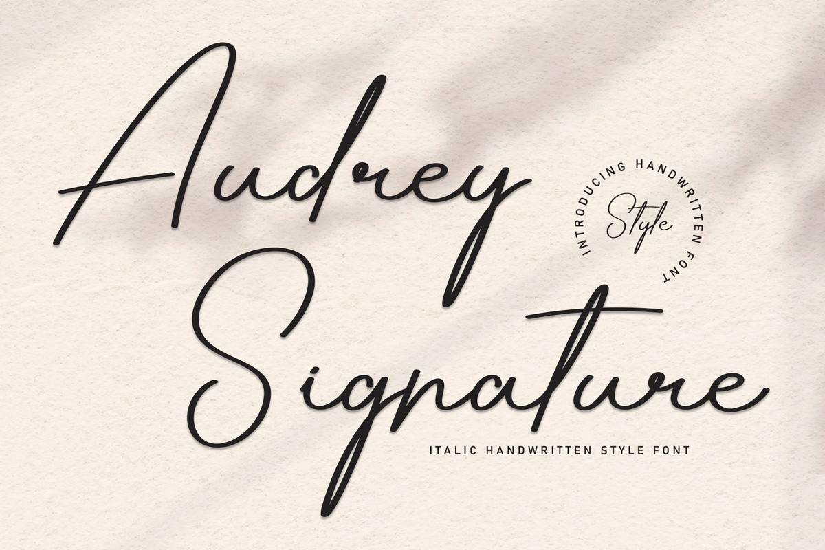 Audrey Signature Regular Font preview