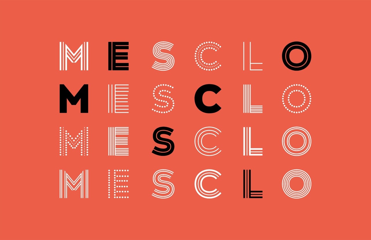 Mesclo Outline Font preview