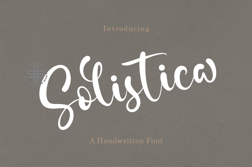 Solistica Regular Font preview