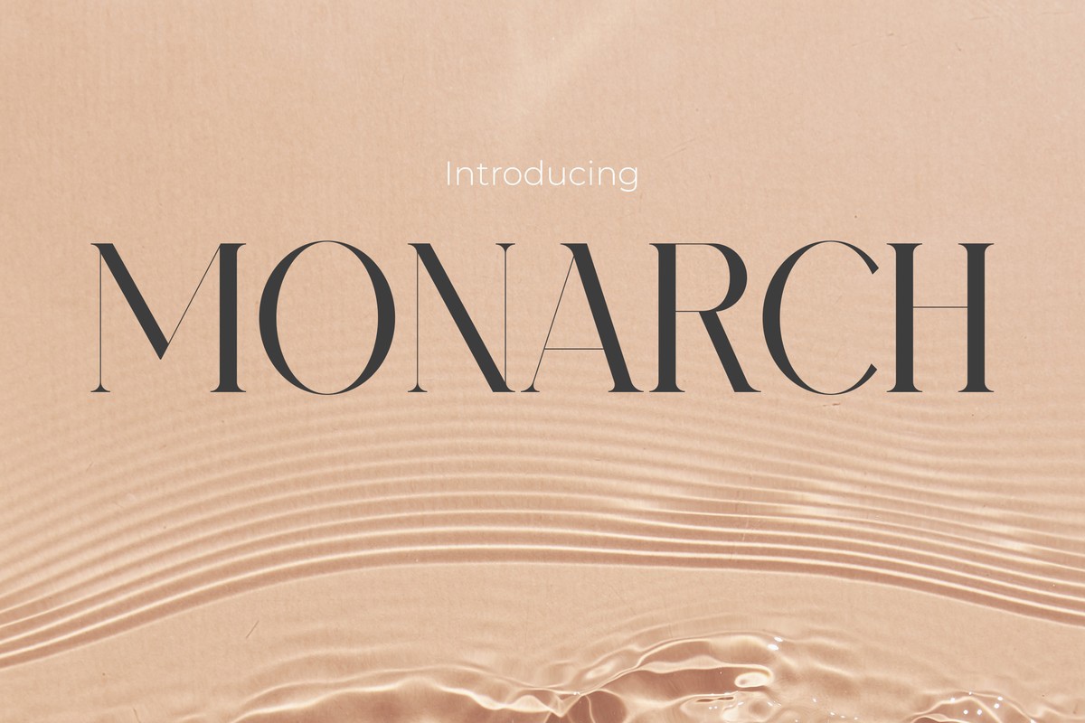 Monarch Regular Font preview