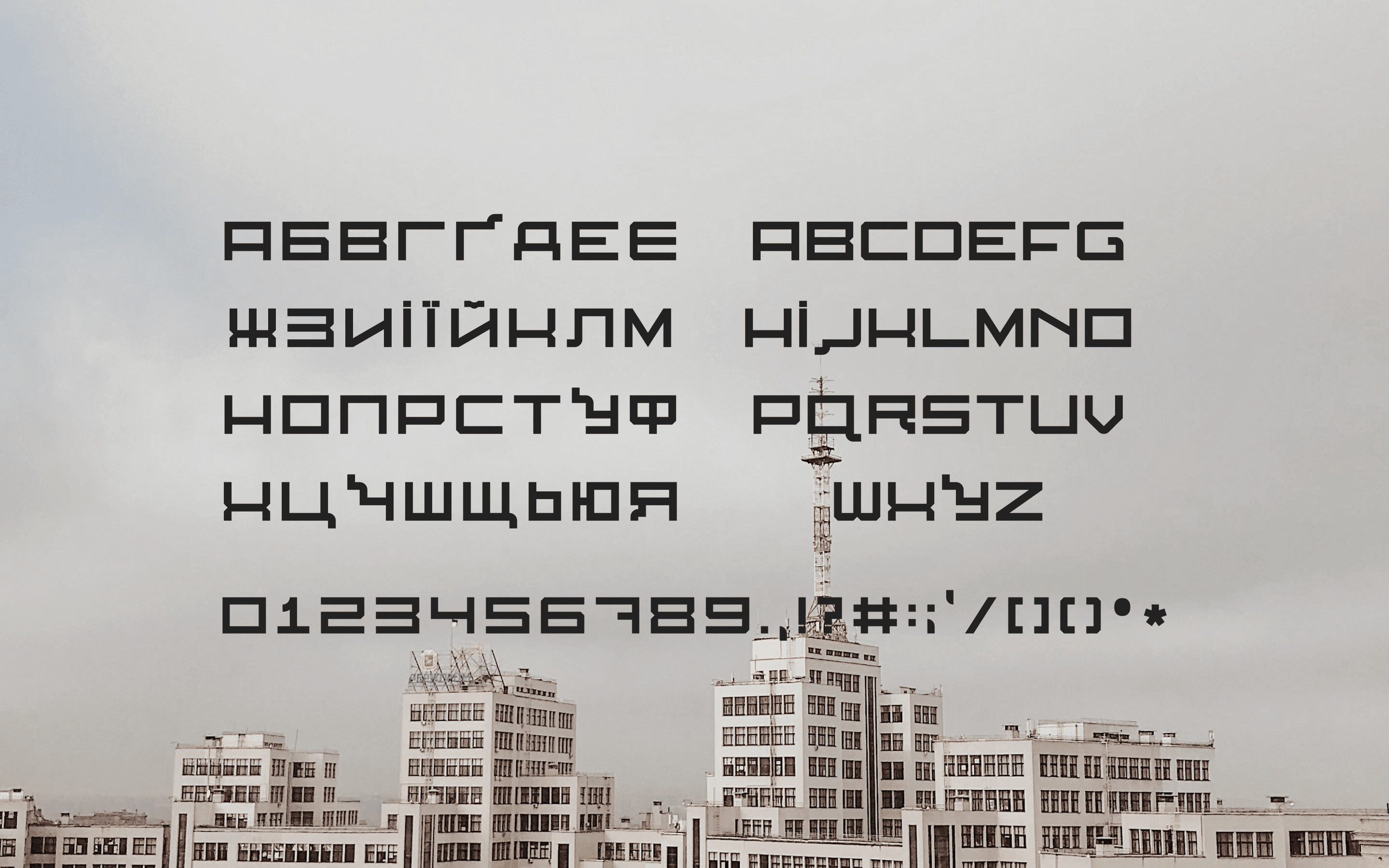 Univermag Regular Font preview